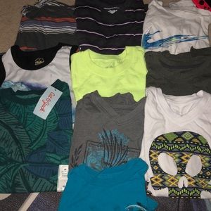 Boys used short sleeve shirts size medium